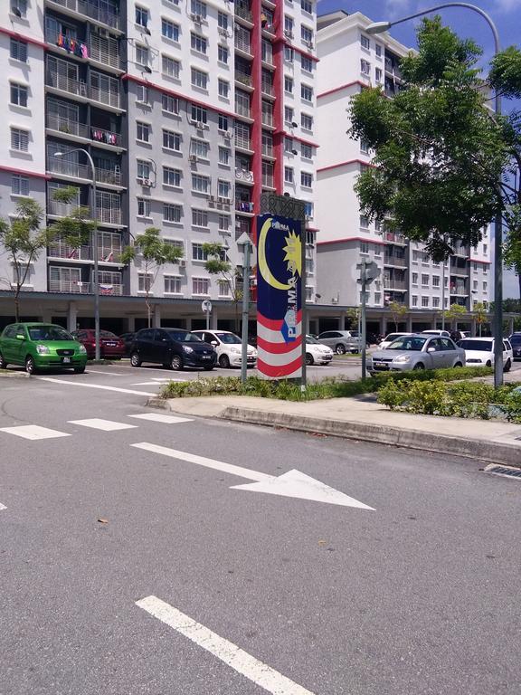 Homestay D 11 Putrajaya Netflix Wifi Exterior photo